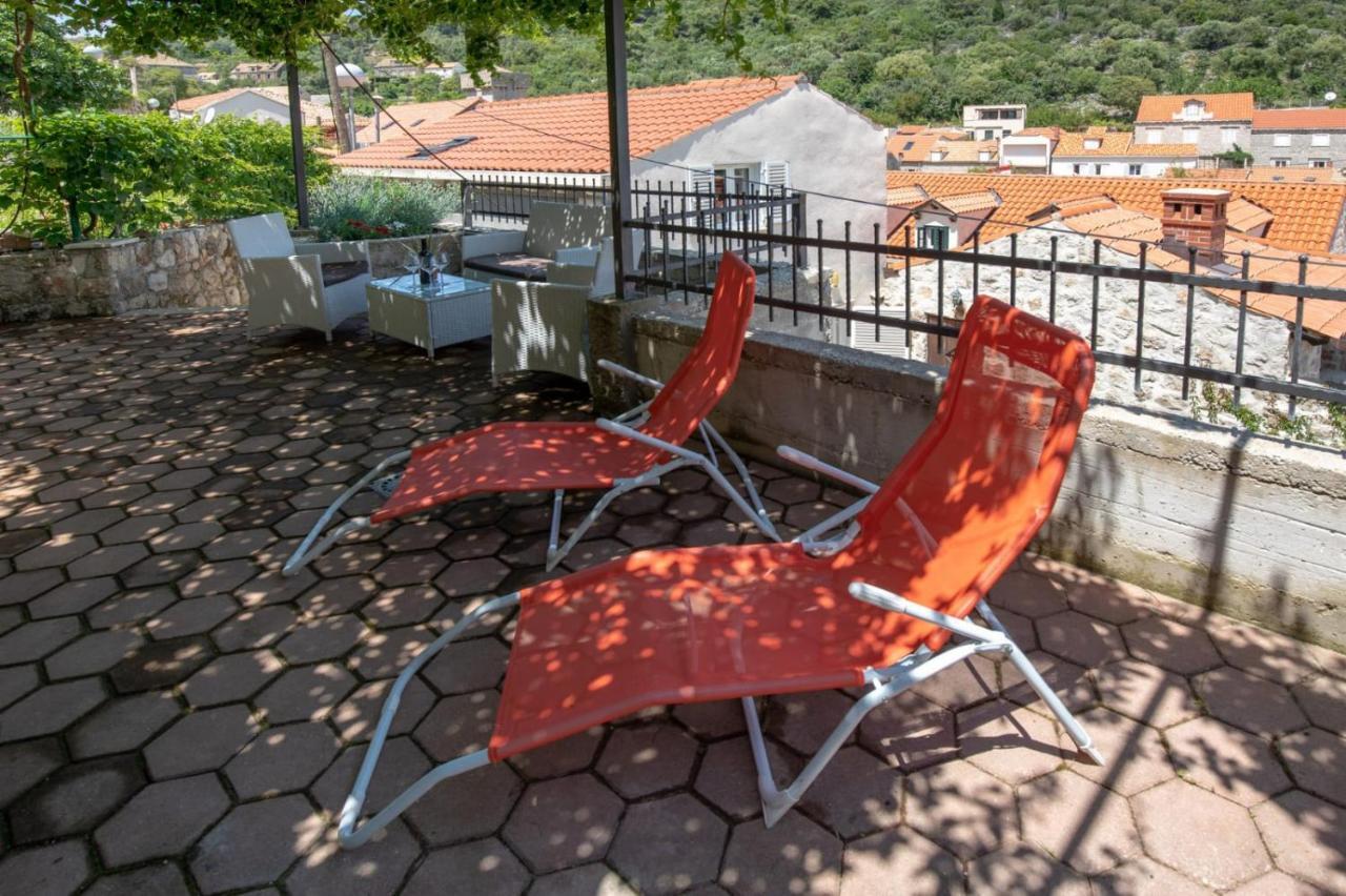Emily Apartment Sudurad Екстер'єр фото